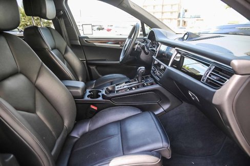 Used 2022 Porsche Macan image 18