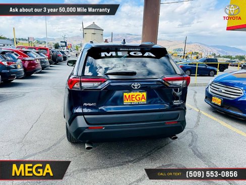 Used 2021 Toyota RAV4 XLE image 19