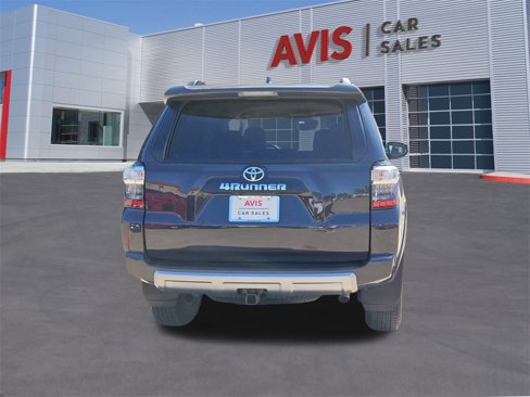 Used 2024 Toyota 4Runner TRD Off-Road Premium image 7
