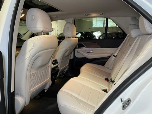 Used 2021 Mercedes-Benz GLE 350 4MATIC image 17
