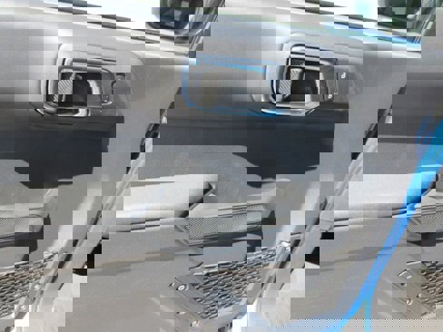 New 2025 Ford Bronco Badlands image 17
