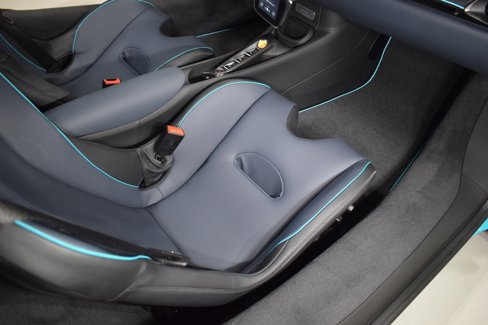 New 2025 McLaren Artura Spider image 21