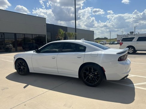 Used 2023 Dodge Charger SXT w/ Blacktop Package image 9