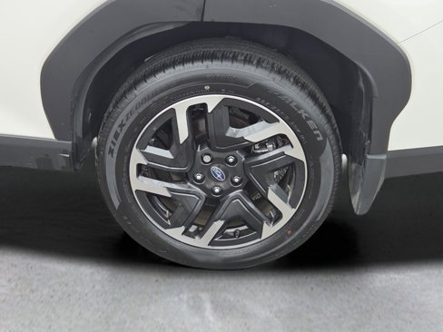 Certified 2025 Subaru Forester Limited image 29