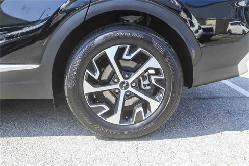Certified 2025 Kia Sportage EX image 12