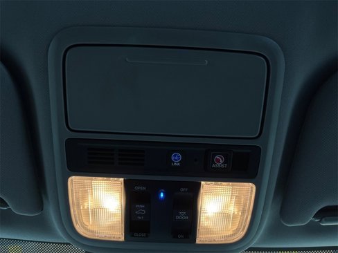 Used 2023 Honda Odyssey Touring image 38