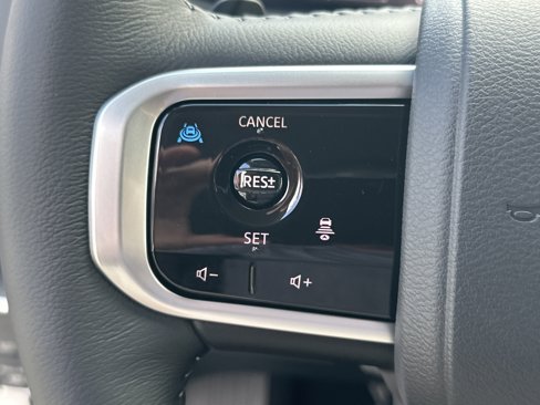 New 2026 Nissan Armada SV image 23