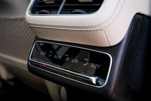 Used 2025 Mercedes-Benz GLS 450 4MATIC image 25