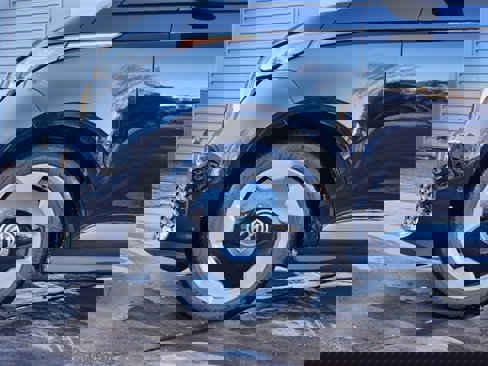 New 2025 Volkswagen ID. Buzz Pro S image 9