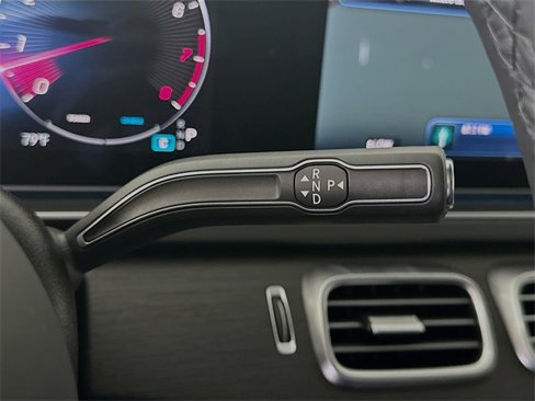 New 2026 Mercedes-Benz GLS 580 4MATIC image 17