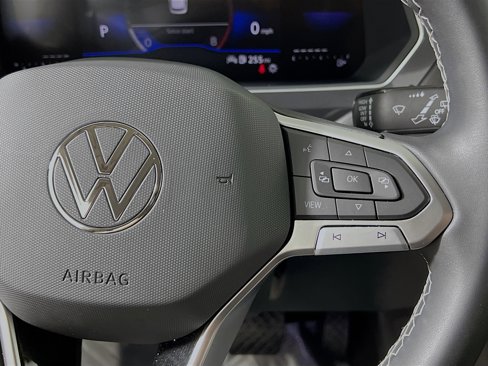 Used 2023 Volkswagen Tiguan SE image 20