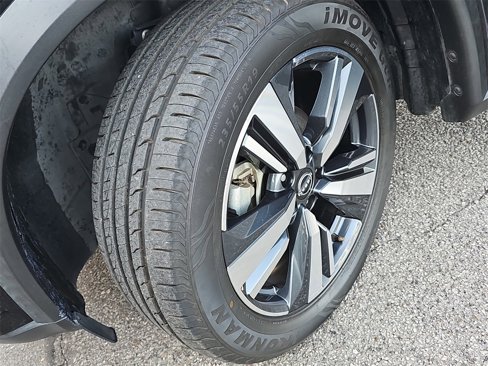Used 2023 Nissan Rogue SL w/ SL Premium Package image 32