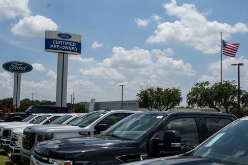 Used 2025 Ford F150 Raptor image 39
