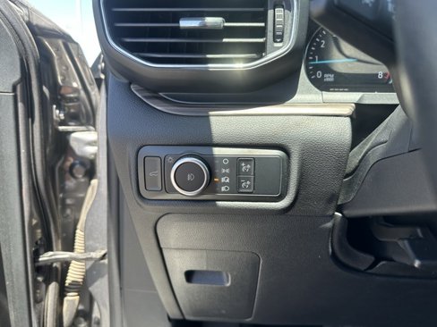 Used 2024 Ford Explorer Limited image 30