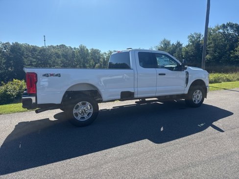 New 2026 Ford F350 XLT image 4