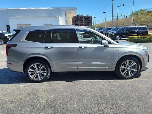 Certified 2024 Cadillac XT6 Premium Luxury image 6