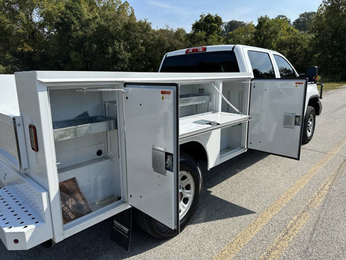 Used 2018 GMC Sierra 3500 4x4 Crew Cab w/ Sierra Convenience Package image 12