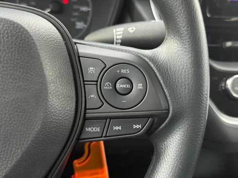 Used 2024 Toyota Corolla LE image 27
