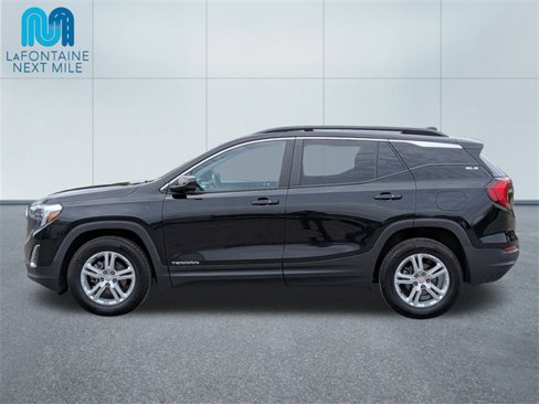 Used 2021 GMC Terrain SLE image 2