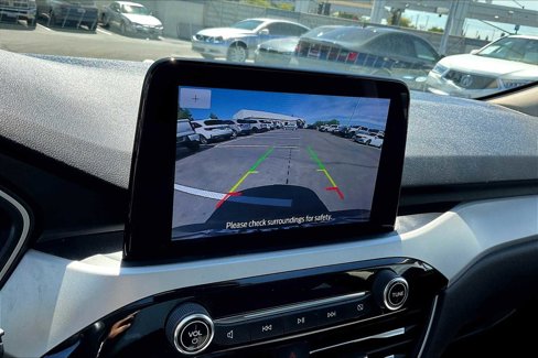 Used 2020 Ford Escape SE image 23