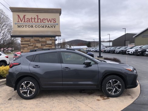 Used 2024 Subaru Crosstrek 2.0i Premium image 4
