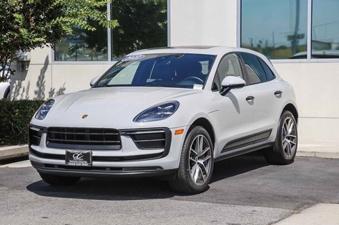 Used 2022 Porsche Macan image 3