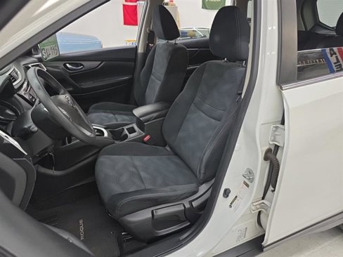 Used 2016 Nissan Rogue S w/ Appearance Package image 7