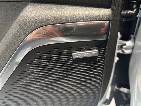 New 2026 Chevrolet Traverse RS w/ LPO, Floor Liner Package image 12