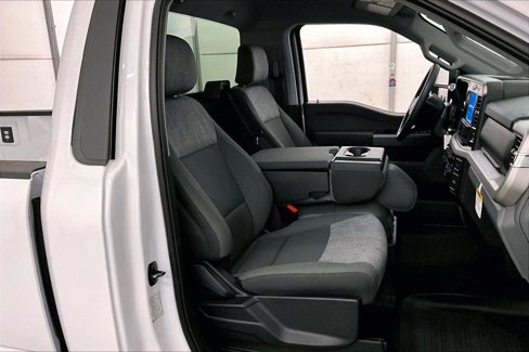New 2026 Ford F350 XLT w/ FX4 Off-Road Package image 7