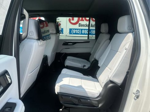 New 2025 Chevrolet Suburban Premier image 46