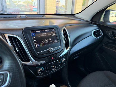 Used 2020 Chevrolet Equinox LT image 32