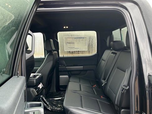 New 2025 Ford F150 Lariat w/ Equipment Group 501A Mid image 17
