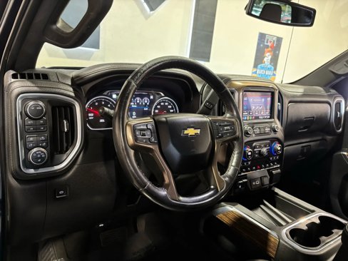 Used 2021 Chevrolet Silverado 1500 High Country w/ Safety Package II image 10