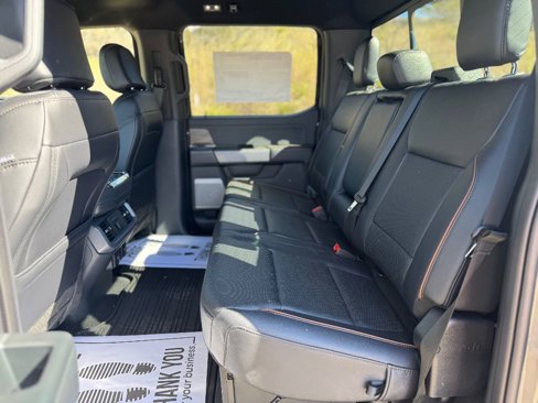 New 2025 Ford F150 Lariat w/ Equipment Group 502A High image 18