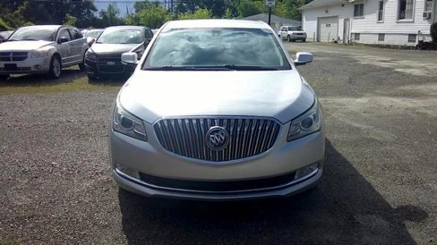 Used 2014 Buick LaCrosse Leather image 2