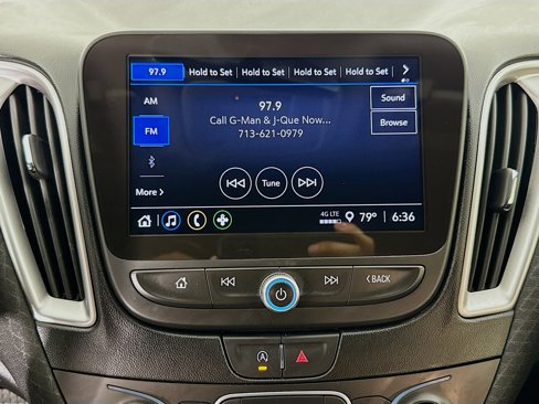 Used 2025 Chevrolet Malibu LS image 17
