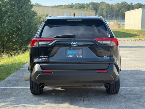 Used 2022 Toyota RAV4 LE image 6