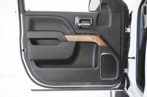 Used 2018 Chevrolet Silverado 1500 LTZ image 14