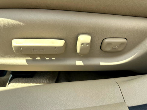 Used 2012 Honda Accord SE image 18