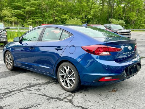 Used 2020 Hyundai Elantra Limited image 6