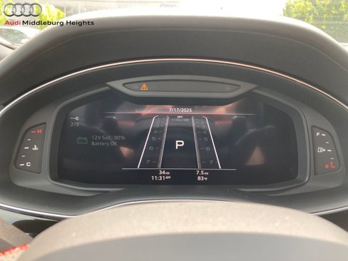 New 2025 Audi RS Q8 performance image 38