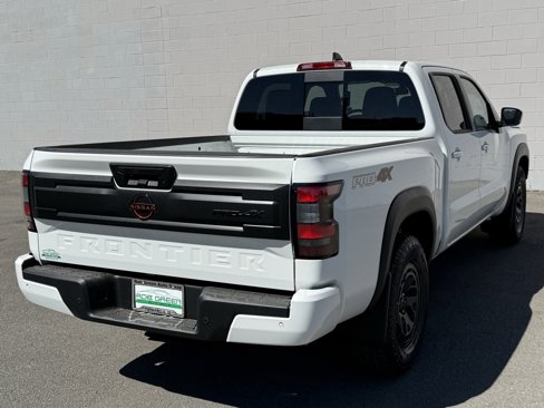 New 2025 Nissan Frontier PRO-4X image 9
