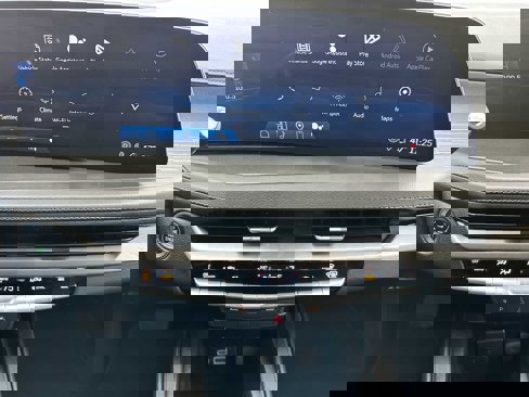 Used 2024 Cadillac XT4 Premium Luxury image 26