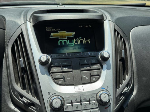 Used 2016 Chevrolet Equinox LTZ w/ Enhanced Convenience Package image 18
