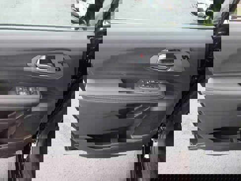 New 2026 Chrysler Pacifica Select image 25