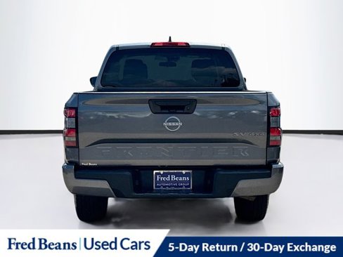 Used 2024 Nissan Frontier SV image 6