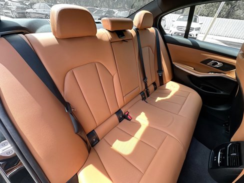 Used 2024 BMW M340i w/ Premium Package image 27