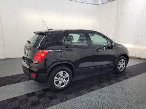 Used 2018 Chevrolet Trax LS image 10