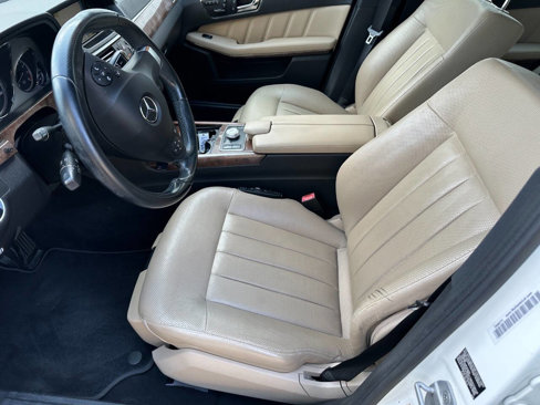 Used 2011 Mercedes-Benz E 550 Sedan image 39