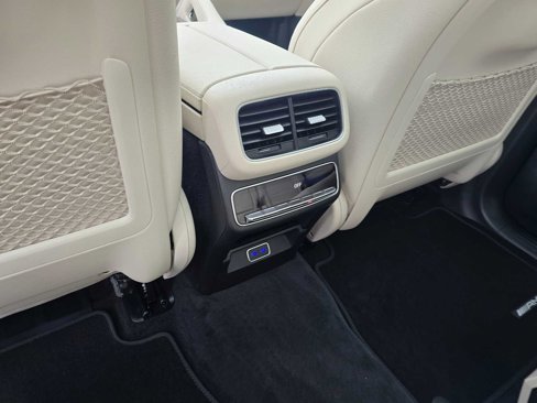 New 2026 Mercedes-Benz GLS 450 4MATIC image 22
